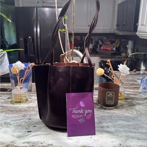 Portland Leather Classic Devan in Lawrence